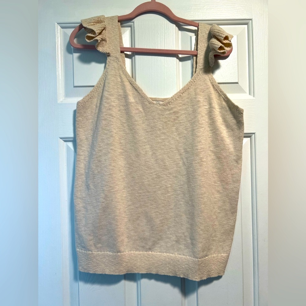Loft outlet ruffle top in size Large
